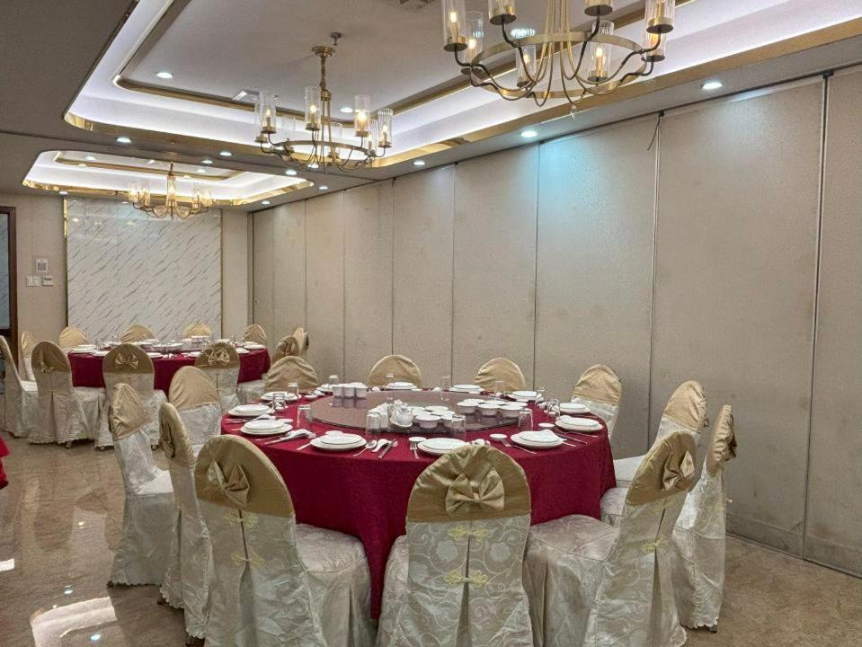 Lido De Paris Hotel Manila Dış mekan fotoğraf