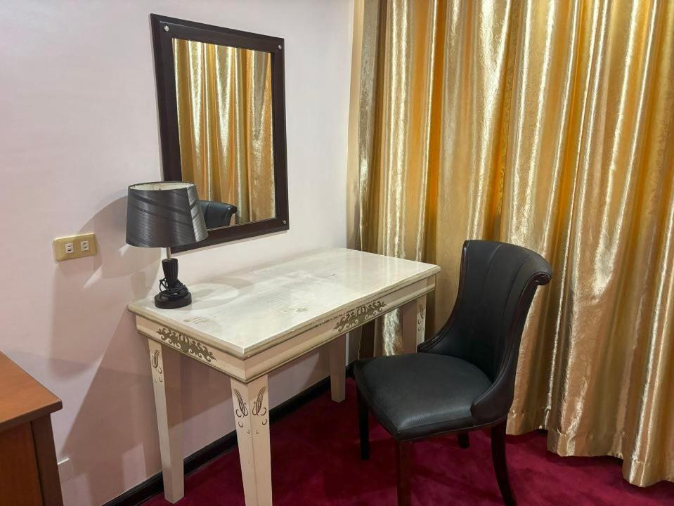 Lido De Paris Hotel Manila Dış mekan fotoğraf