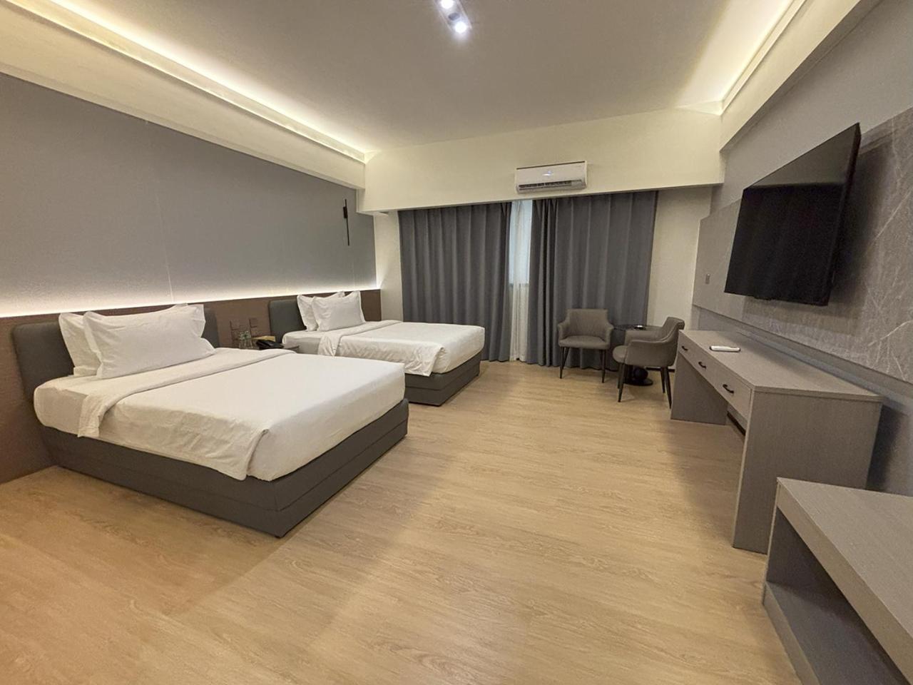 Lido De Paris Hotel Manila Dış mekan fotoğraf